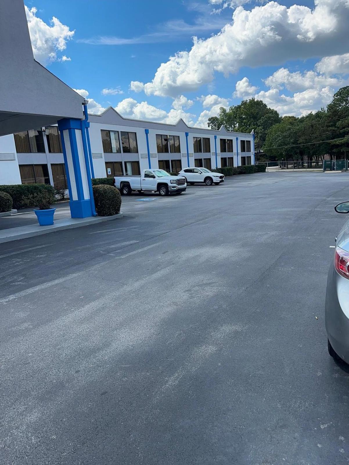 Rodeway Inn Stone Mountain Tucker Exterior foto